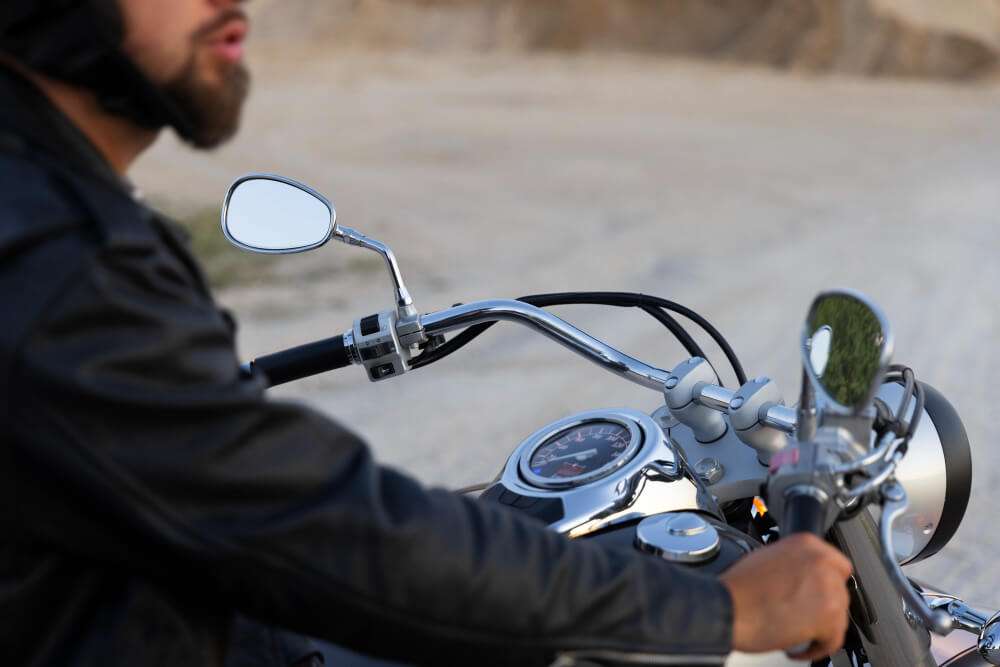 découvrez les symptômes courants indiquant une prise d'air sur un moteur 2 temps et apprenez comment les identifier pour assurer un bon fonctionnement de votre moteur.