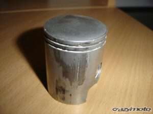 Symptôme moteur serré : comprendre les causes et les solutions