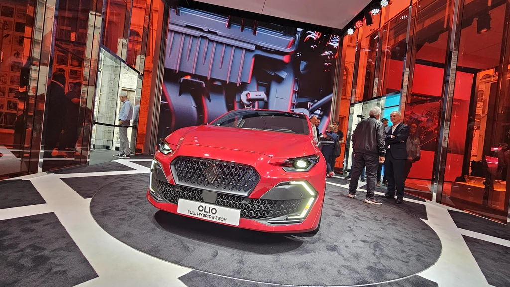 découvrez comment renault révolutionne le marché européen avec la nouvelle clio vi, alliant design innovant et technologies avancées.