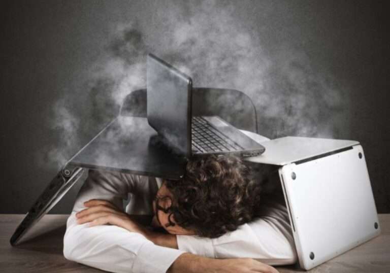 découvrez les principales causes de l'écran noir sur peugeot 308 et trouvez des solutions efficaces pour résoudre ce problème rapidement.