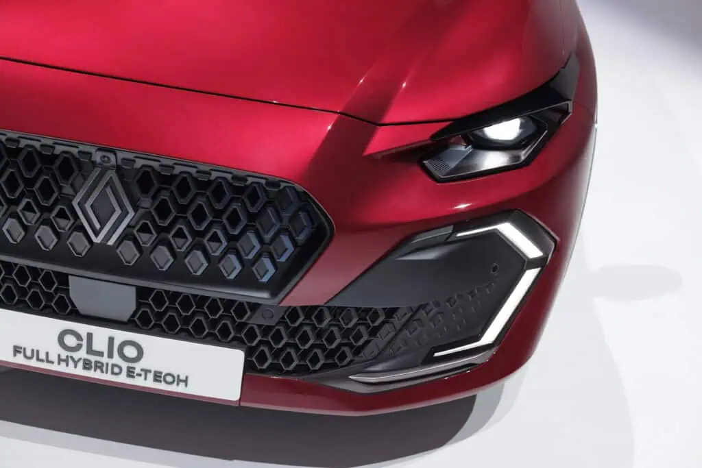 découvrez l'histoire complète des voitures renault et leur cote estimée pour l'année 2026. analyse des modèles, tendances du marché et conseils pour collectionneurs et passionnés.