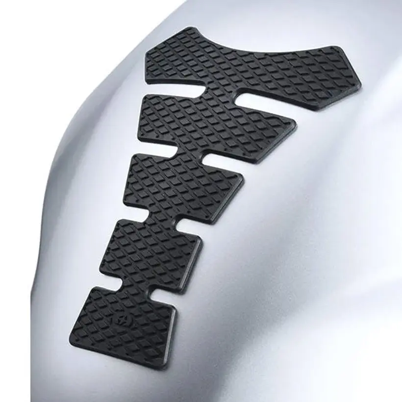 découvrez le meilleur protège-réservoir pour moto, conçu pour protéger votre peinture contre les rayures et l'usure tout en offrant un style optimal.