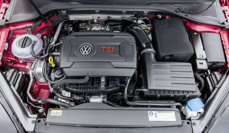 découvrez le moteur tsi, une technologie innovante alliant puissance et efficacité pour des performances optimales et une consommation réduite.