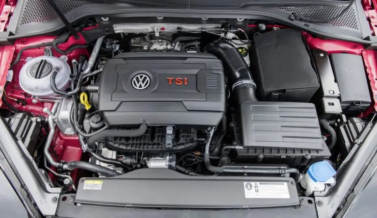 découvrez le moteur tsi, une technologie innovante alliant puissance et efficacité pour des performances optimales et une consommation réduite.
